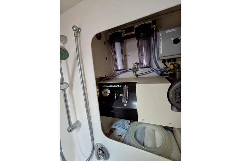 Slide: The Image of Water filtration system in a 2003 Chris White Atlantic 42 yacht. - 44