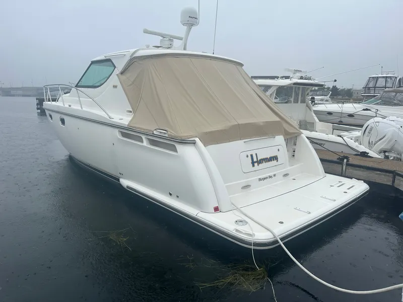 Slide: The Image of Tiara Sovran 4300 2007 - 7