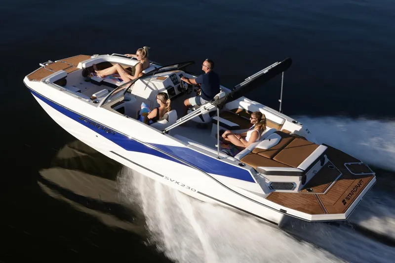 Slide: The Image of Starcraft SVX 231 IO 2026 on water with passengers. - 7