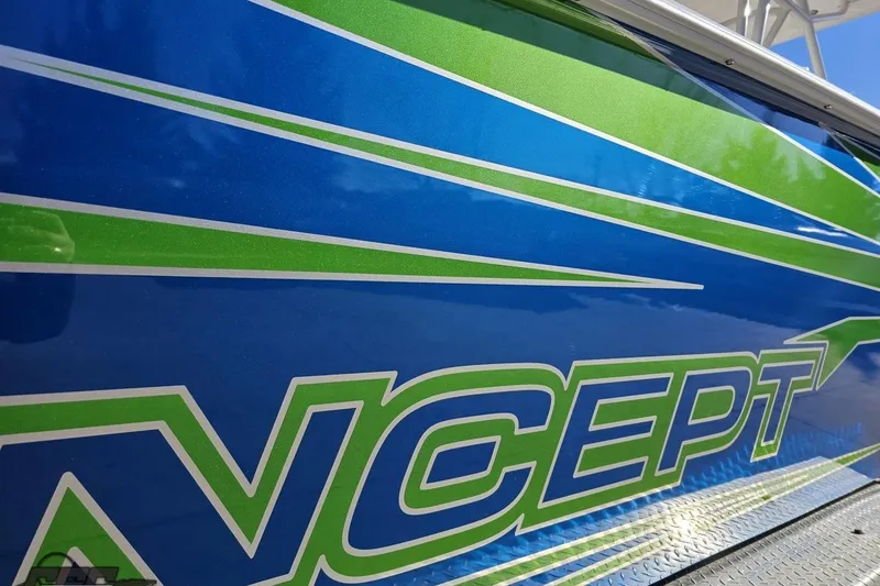 Slide: The Image of Mercury Verado engine on 2014 Concept 36' CC at Grand Sport Center. - 11