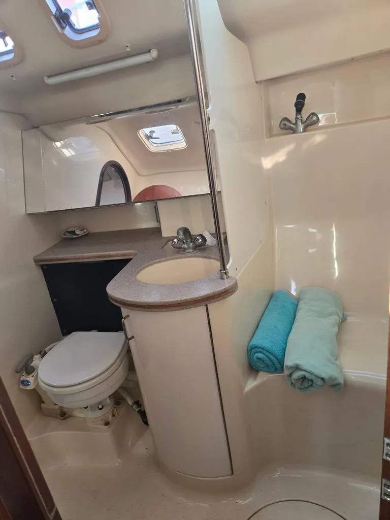 Slide: The Image of Hunter 376 1996 - 7