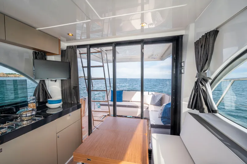 Slide: The Image of Beneteau Antares 11 Coupe 2026 - 14