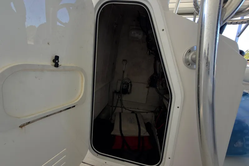 Slide: The Image of Emblem of 2014 Sportsman Heritage 211 Center Console boat. - 25