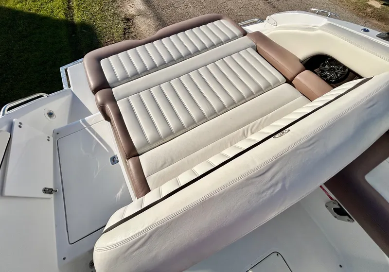 Slide: The Image of Cobalt 24SD 2013 - 50