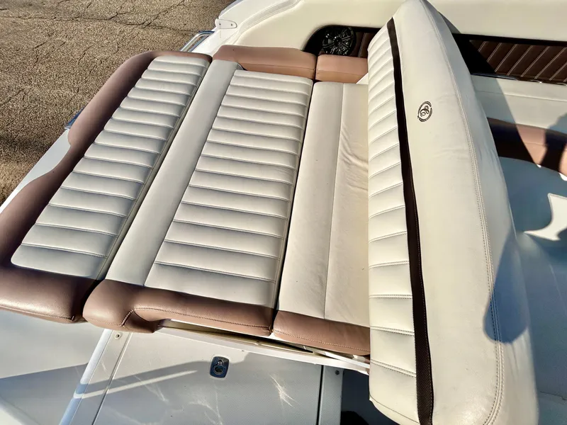 Slide: The Image of Cobalt 24SD 2013 - 51