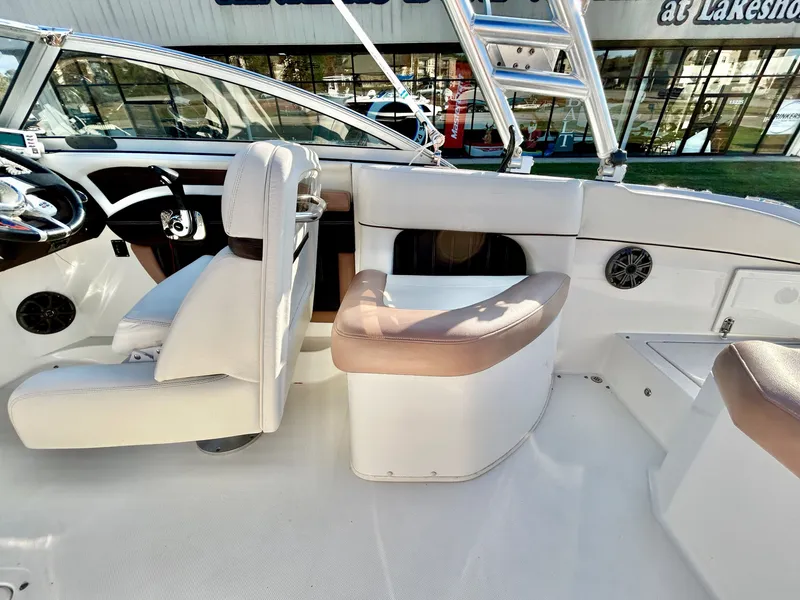 Slide: The Image of Cobalt 24SD 2013 - 57