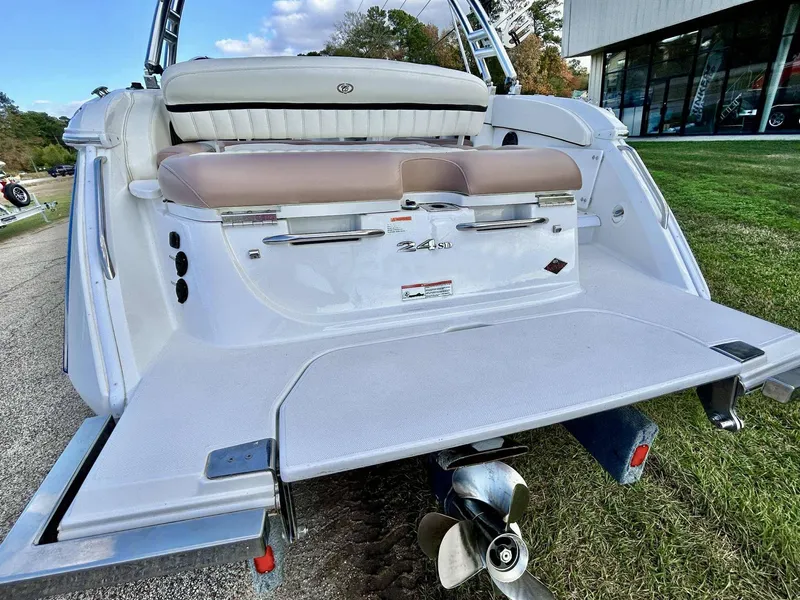 Slide: The Image of Cobalt 24SD 2013 - 8