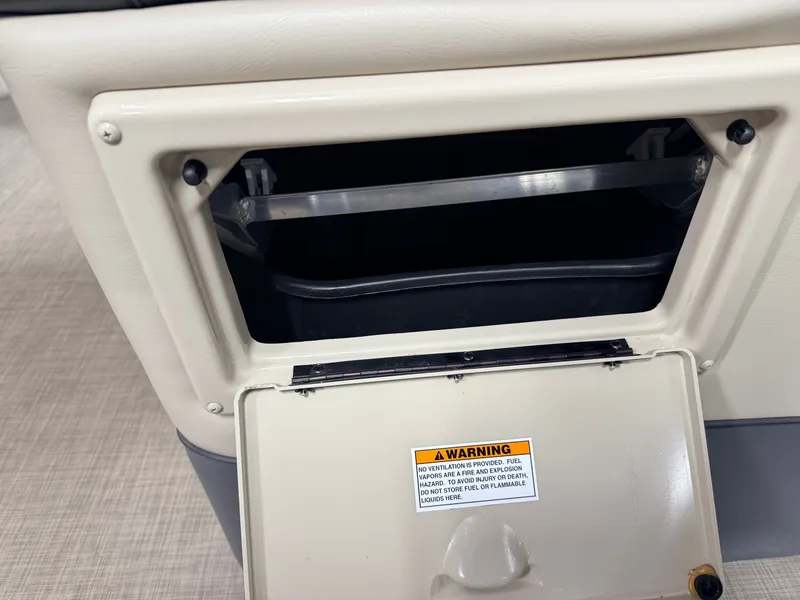 Slide: The Image of Premier 220 SunSpree 2018 - 38