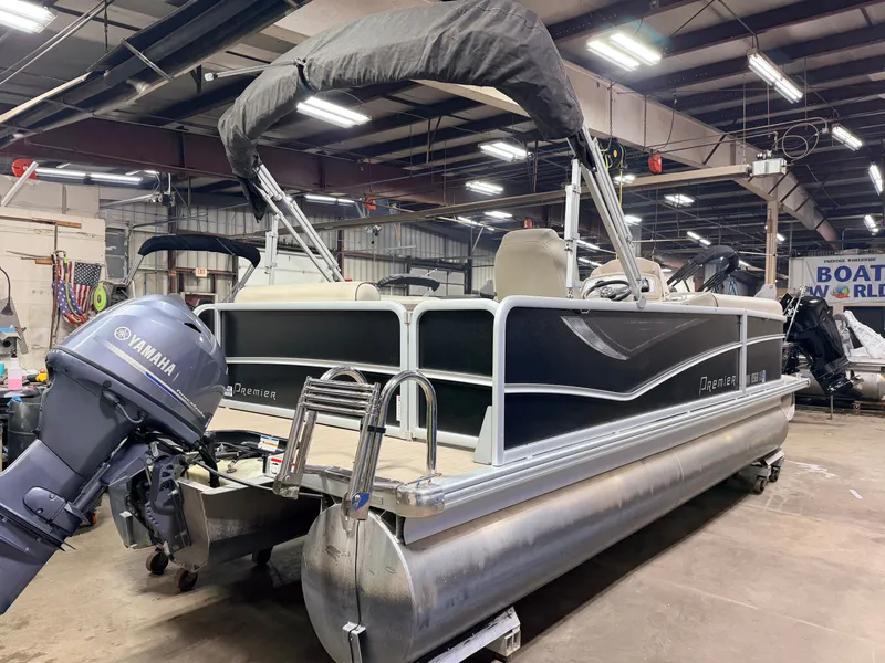 Slide: The Image of Premier 220 SunSpree 2018 - 41