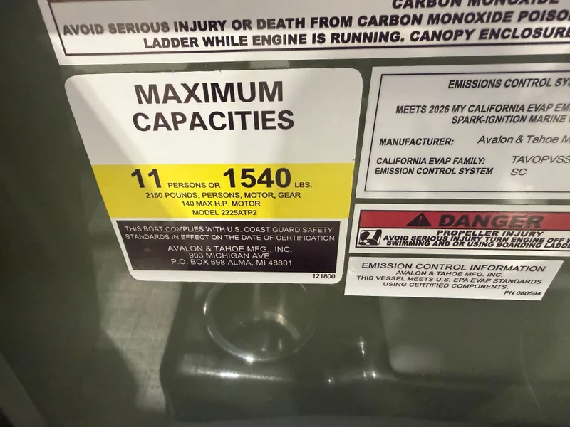 Slide: The Image of Tahoe Sport 23E80 Fish & Cruise Pontoon & Honda 4-Stroke EFI 2026 - 20