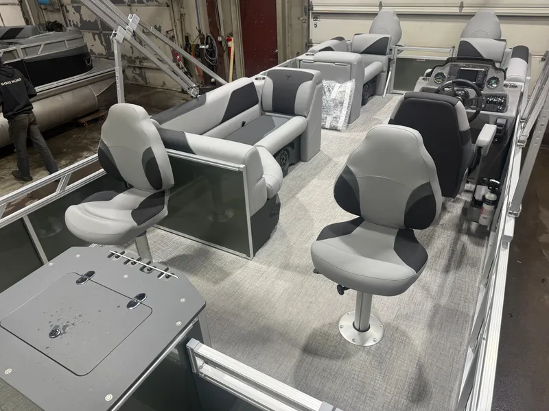 Slide: The Image of Tahoe Sport 23E80 Fish & Cruise Pontoon & Honda 4-Stroke EFI 2026 - 27