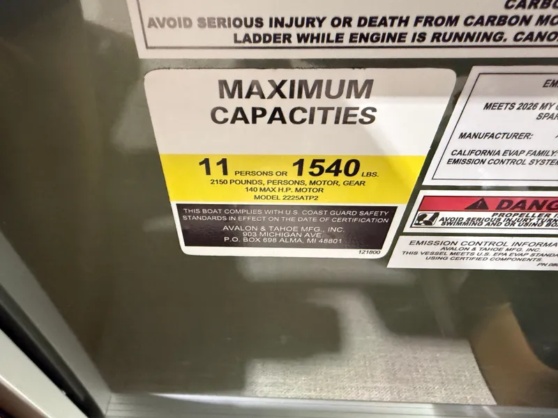 Slide: The Image of Tahoe Sport 23E80 Fish & Cruise Pontoon & Honda 4-Stroke EFI 2026 - 17