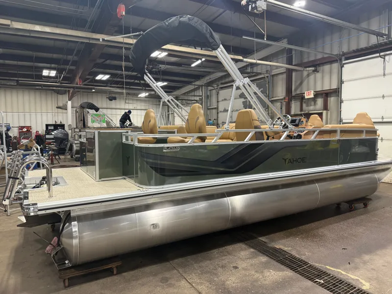 Slide: The Image of Tahoe Sport 23E80 Fish & Cruise Pontoon & Honda 4-Stroke EFI 2026 - 43