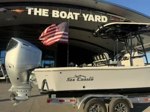 Slide: The Image of Sea Chaser 26 LX 2026 - 20