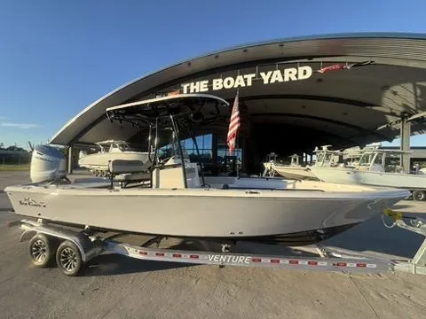 Slide: The Image of Sea Chaser 26 LX 2026 - 34