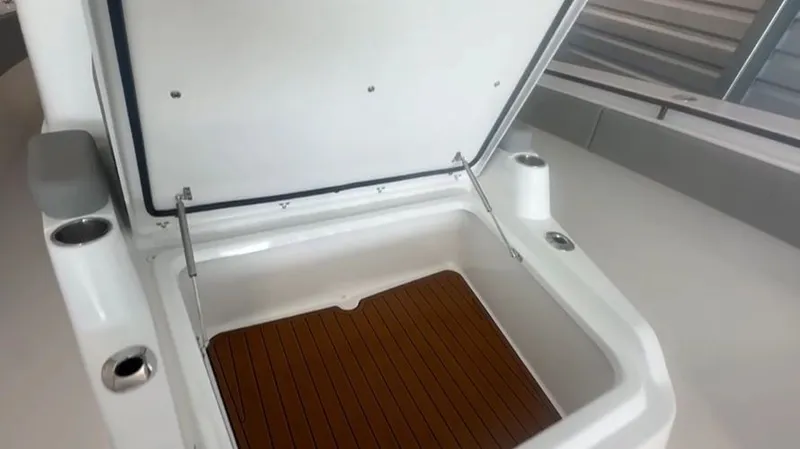 Slide: The Image of 2025 Cape Horn 47 - Image 15 - 15