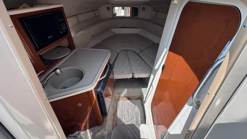 Slide: The Image of Sea Ray 240 Sundancer 2008 - 12