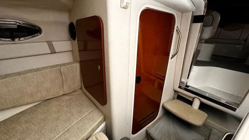 Slide: The Image of Sea Ray 240 Sundancer 2008 - 15