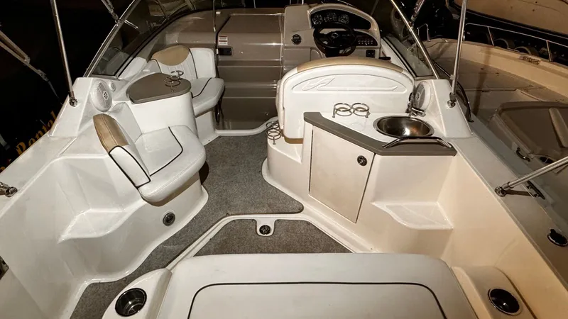 Slide: The Image of Sea Ray 240 Sundancer 2008 - 3