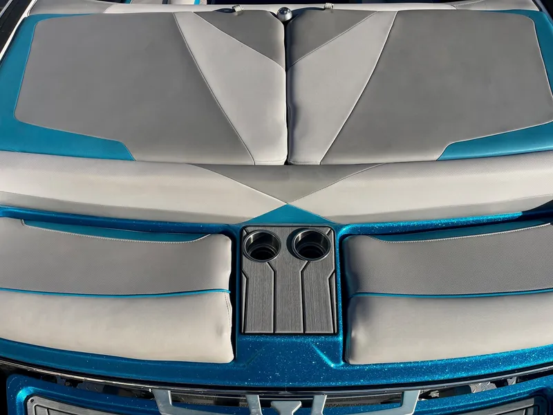 Slide: The Image of Malibu Wakesetter 23 LSV 2017 - 15