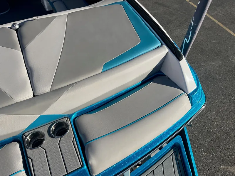 Slide: The Image of Malibu Wakesetter 23 LSV 2017 - 17