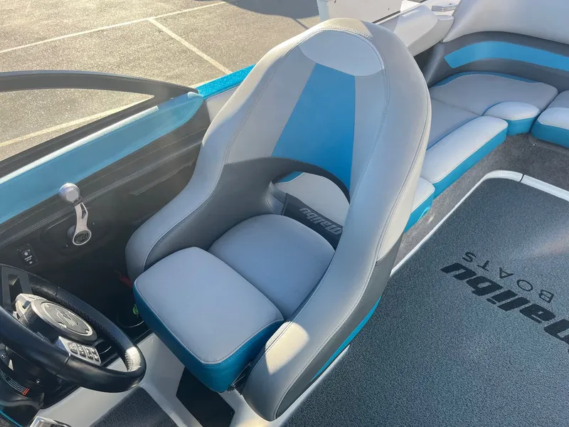 Slide: The Image of Malibu Wakesetter 23 LSV 2017 - 27