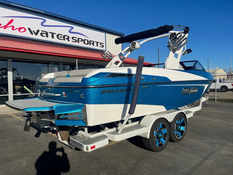Slide: The Image of Malibu Wakesetter 23 LSV 2017 - 3