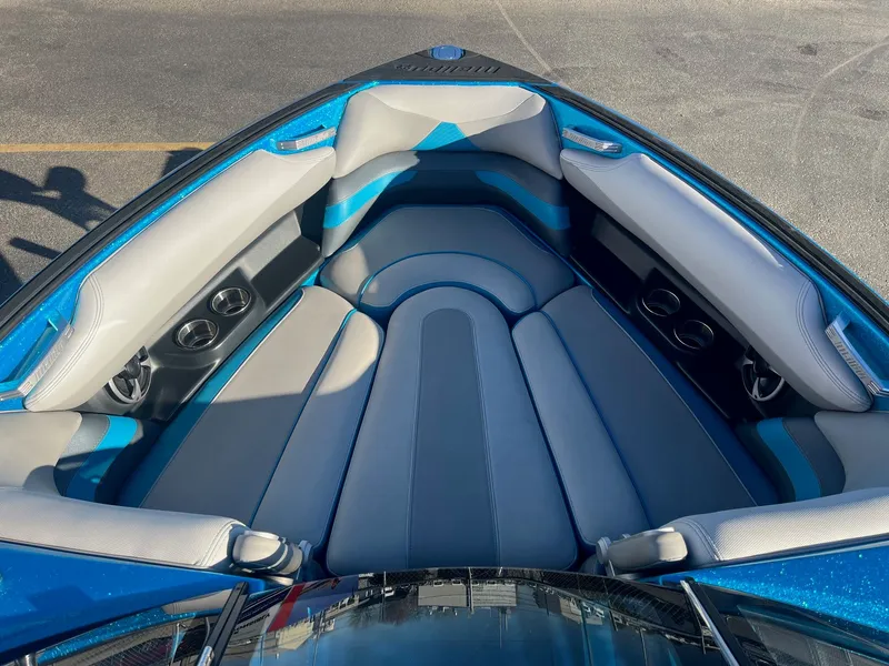 Slide: The Image of Malibu Wakesetter 23 LSV 2017 - 30