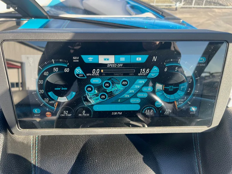 Slide: The Image of Malibu Wakesetter 23 LSV 2017 - 31