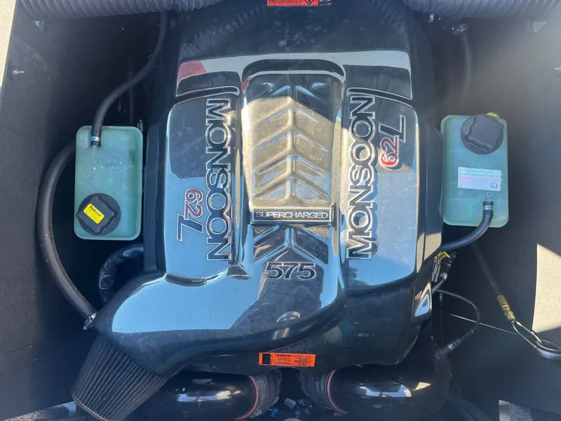 Slide: The Image of Malibu Wakesetter 23 LSV 2017 - 37