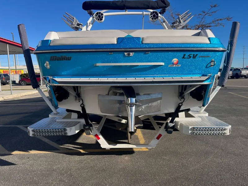 Slide: The Image of Malibu Wakesetter 23 LSV 2017 - 4