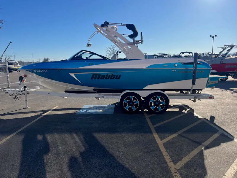 Slide: The Image of Malibu Wakesetter 23 LSV 2017 - 8