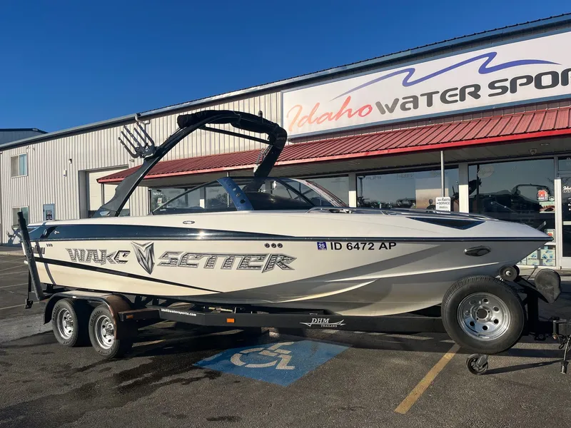 Slide: The Image of Malibu Sunscape 23 LSV 2008 - 13