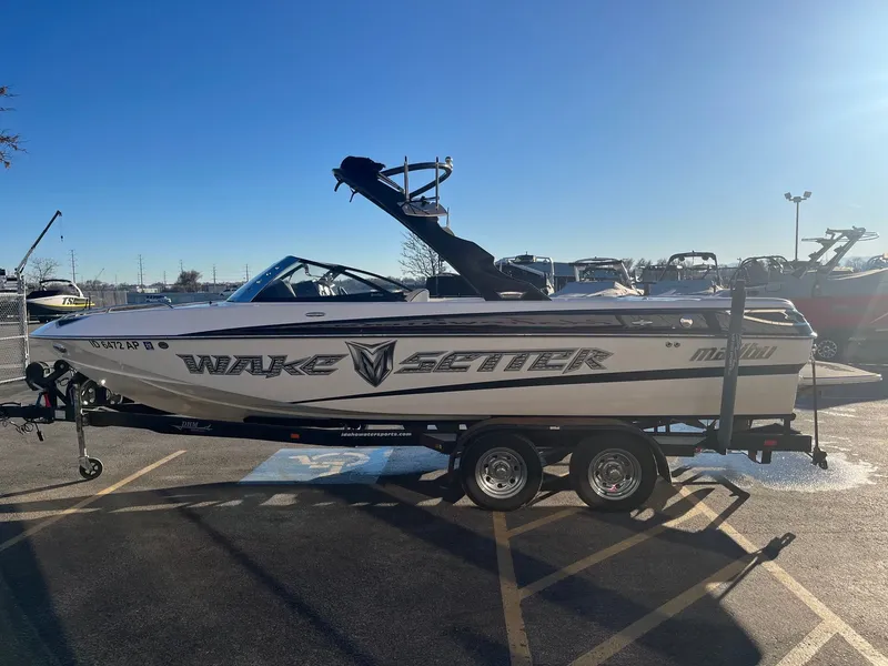 Slide: The Image of Malibu Sunscape 23 LSV 2008 - 8