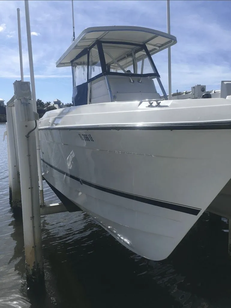 Slide: The Image of Glacier Bay 260 Canyon Runner 2000 - 3