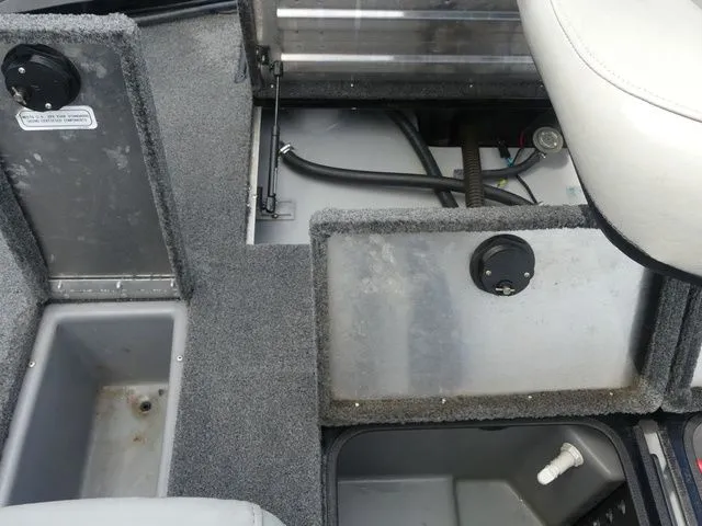 Slide: The Image of Tracker Pro Team™ 195 TXW 40th Anniversary Edition 2018 - 22