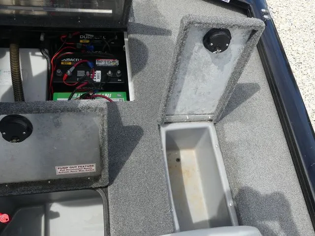 Slide: The Image of Tracker Pro Team™ 195 TXW 40th Anniversary Edition 2018 - 24