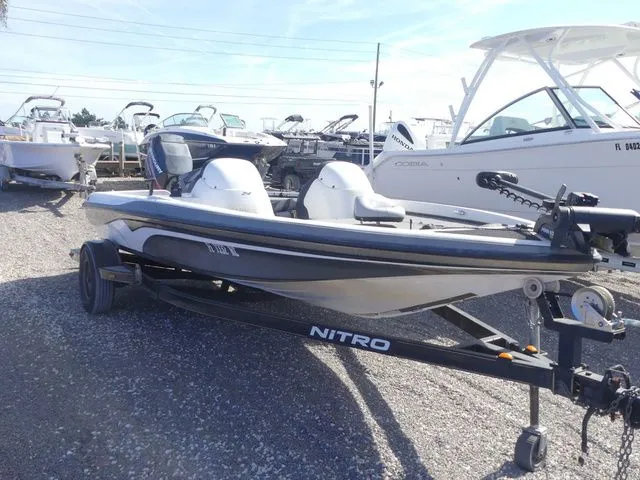 Slide: The Image of Nitro NX882 2002 - 3