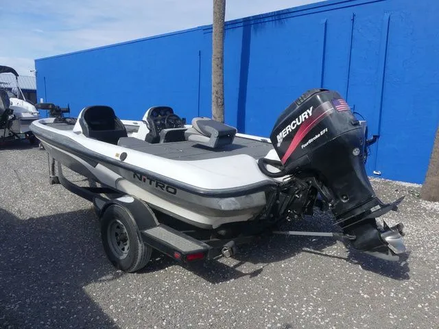 Slide: The Image of Nitro NX882 2002 - 6