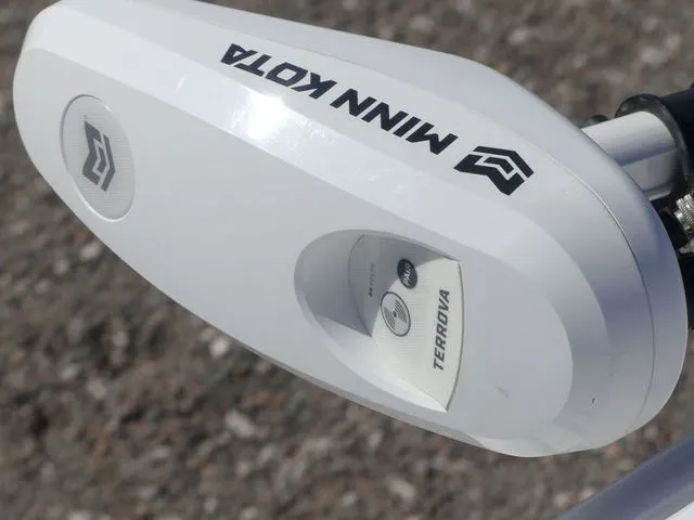 Slide: The Image of Glasstream 240 CCX 2025 - 14