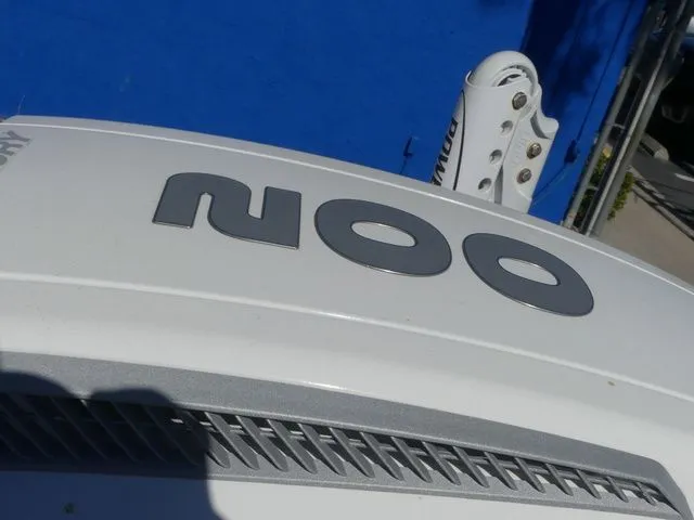 Slide: The Image of Glasstream 240 CCX 2025 - 9