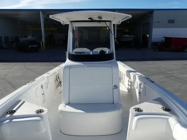 Slide: The Image of Edgewater 262CC 2023 - 9