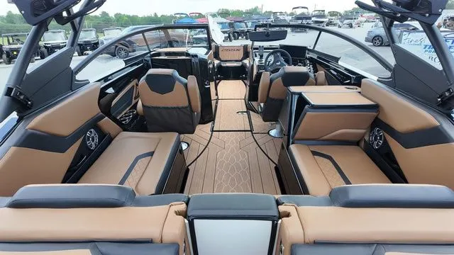 Slide: The Image of Yamaha 255XD 2026 - 14