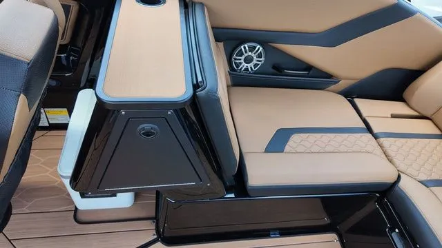 Slide: The Image of Yamaha 255XD 2026 - 23