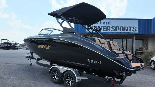 Slide: The Image of Yamaha 255XD 2026 - 3