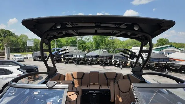 Slide: The Image of Yamaha 255XD 2026 - 33