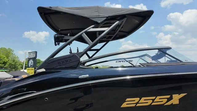 Slide: The Image of Yamaha 255XD 2026 - 37