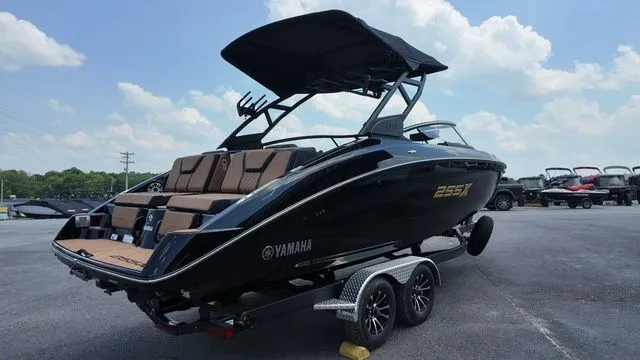 Slide: The Image of Yamaha 255XD 2026 - 5