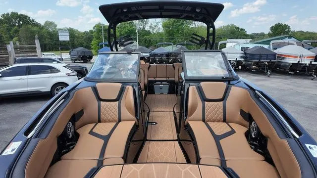 Slide: The Image of Yamaha 255XD 2026 - 9