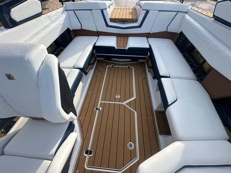 Slide: The Image of Nautique G23 2026 - 28